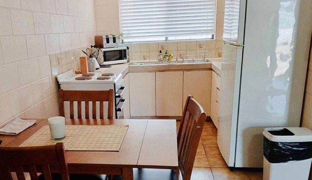 Boulder 3-bed, parking, garden. Ideal for hikers. Kalgoorlie Airport 1 km. in Boulder