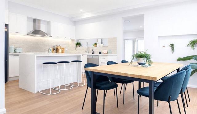 Brand New Hamptons 4 Bed Family Home near Gymea Village in Gymea