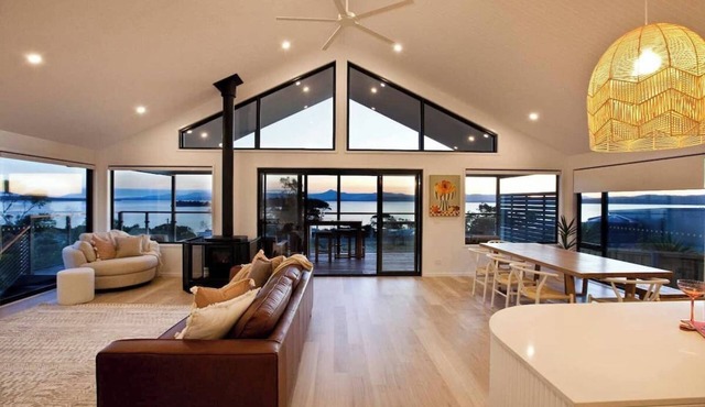 Bruny Island Sunset Retreat in Alonnah