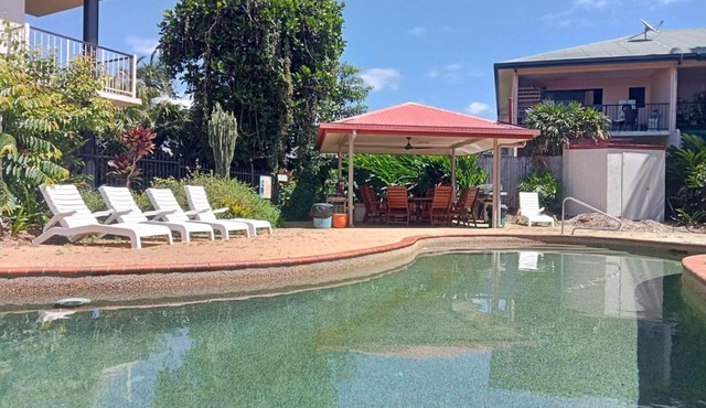 Cairns Chic Suite - Motel Room A in Woree