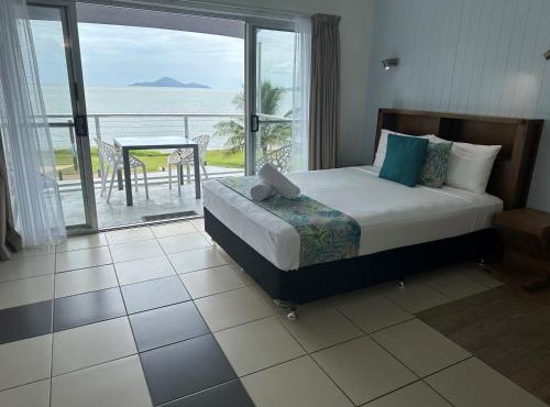 Cardwell Beachfront Motel in Cardwell