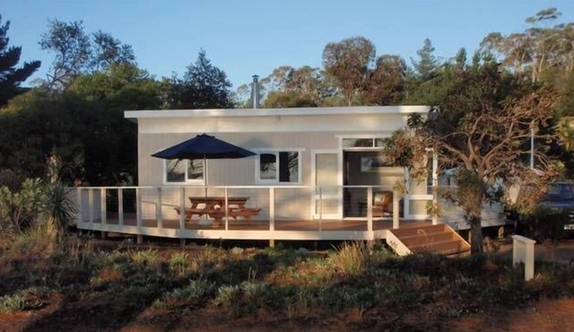 Carrington Cottage Bruny Island in Dennes Point