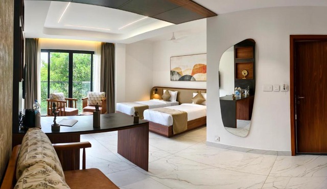 CASTELO Inn in Nedumbassery