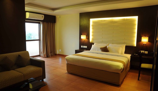 Castle International Premium Hotel