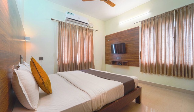 Chakraa Hotels Saravanampatti in Coimbatore