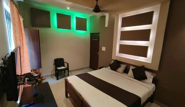 Chalil Residency