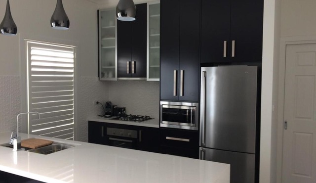 Chic 2 Bedroom Keilor in St Albans