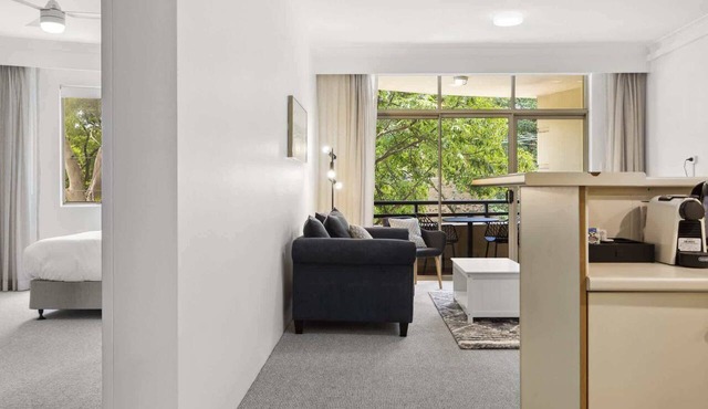 Chic Urban Escape in Vibrant Camperdown in Camperdown