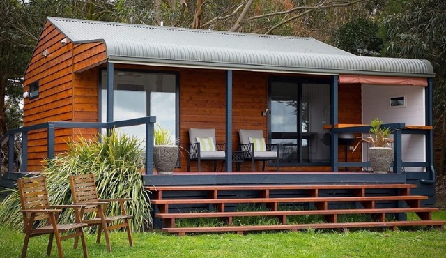 Coastal View Cabins Deluxe Spa Cabins, Wilsons Promontory in Yanakie