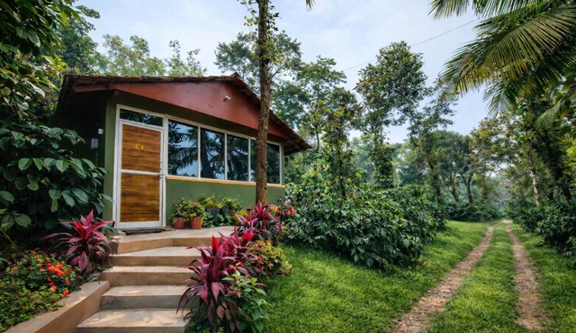 CoffeeINN Homestay - Water Activities, Jeep Ride, Home Food in Sakleshpur