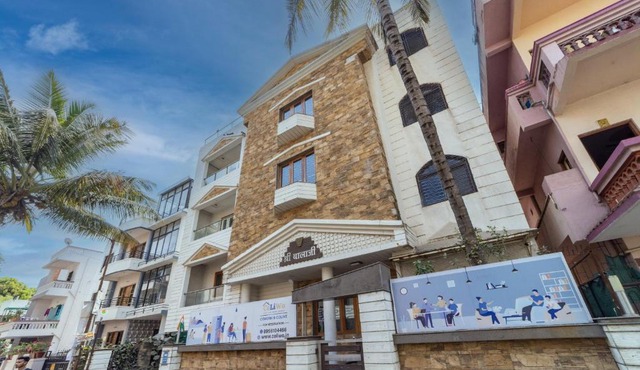 Coliwo Deux Hotel - Nagar Road in Pune
