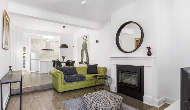 "Colonial Hampdens" Splendid Luxury Georgian Cottage 2 - Genuine 2 Bedroom in Battery Point