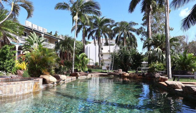 Colonial Palms Motor Inn in Airlie Beach