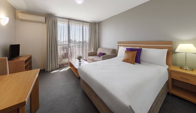 Convenience, Proximity, and Genuine Hospitality in Cremorne