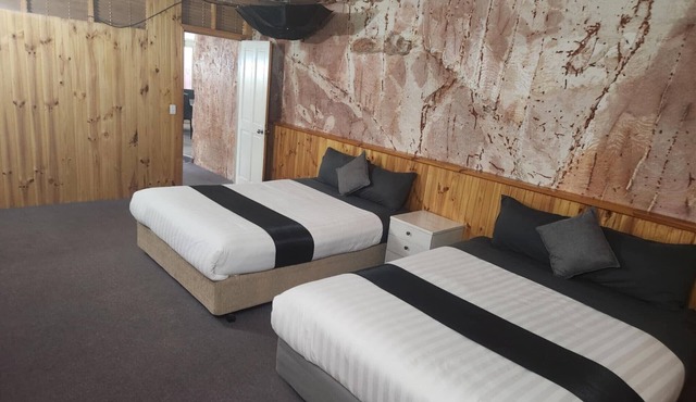 Coober Pedy Experience Motel in Coober Pedy