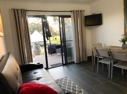Coonawarra Ensuite Unit A in Coonawarra