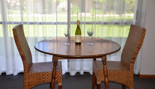 Coonawarra Motor Lodge in Penola