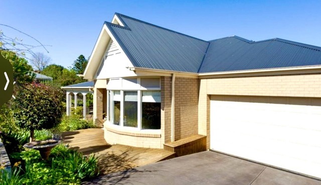 Cosy Country Cottage in Neerim South