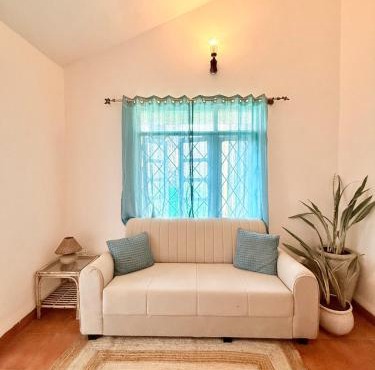 Cozy 1BHK apartment 100 mtc to beach in Candolim in Candolim