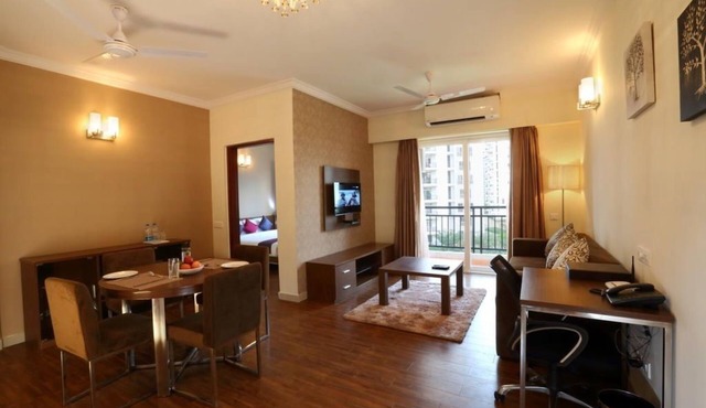 Crest Executive Suites