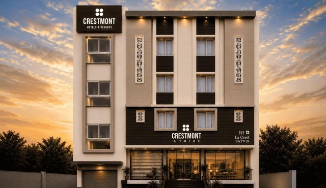 Crestmont Admire Hotel in Udaipur