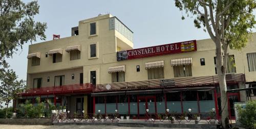 Crystael Hotel in Babarpur