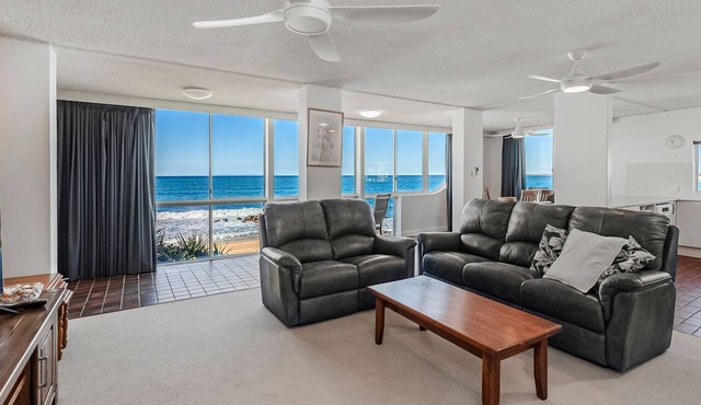 Culverston Unit 14 Kings Beach QLD in Kings Beach