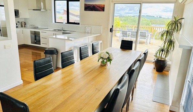 Devonport Serenity - space for the whole family in Devonport