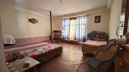 Dolma house home stay