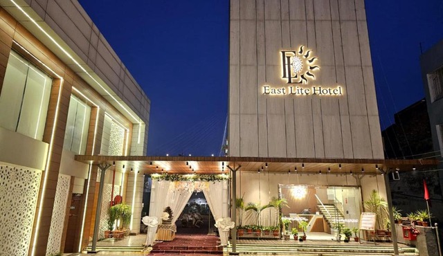 East Lite Hotel in Bareilly