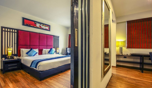 Ebony Boutique Hotel