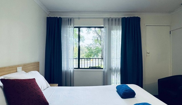 Edinburgh Motor Inn in Warragul