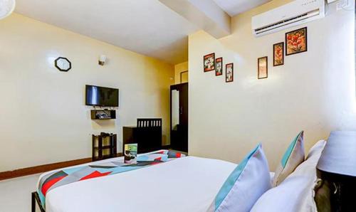 Emirates Rooms