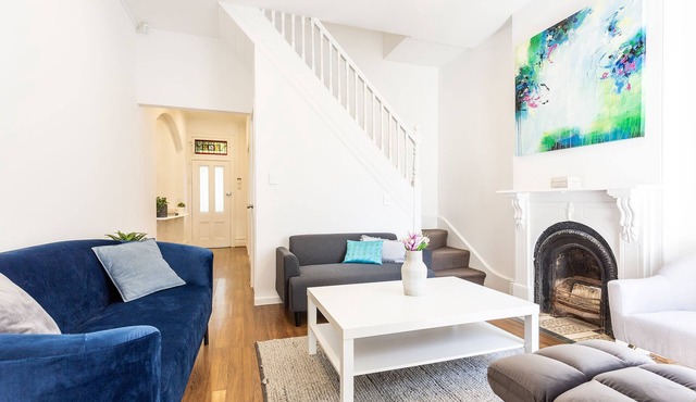 Entire 4 Bedroom Paddington Terrace in Paddington