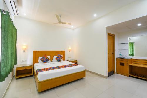 FabHotel A&M - Nr LV Prasad Institute, Banjara Hills in Hyderabad