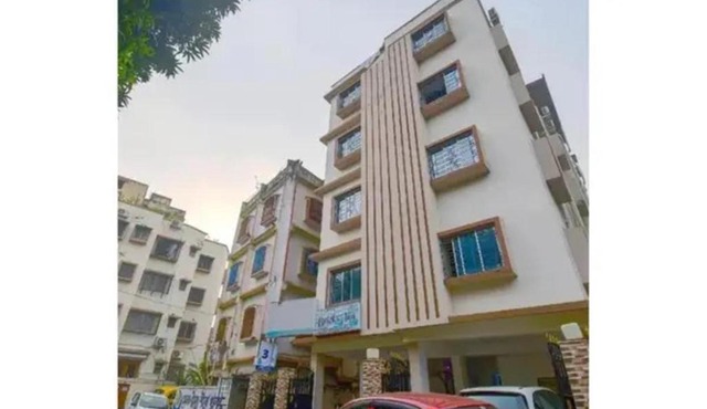 FabHotel Bricks Inn in Kolkata