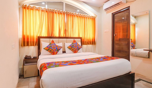 Fabhotel Lotus Park