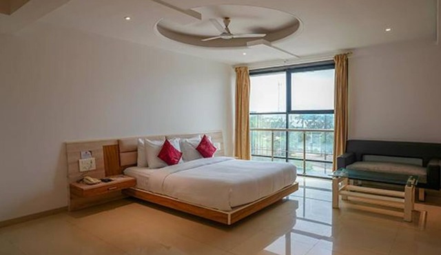 FabHotel Prime Rester Select Chakan
