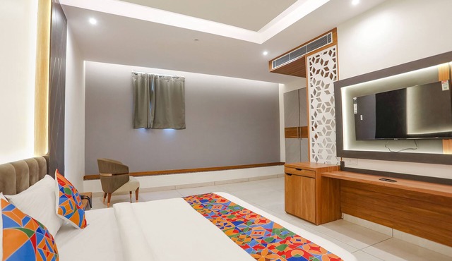 FabHotel Royal 116 in Noida