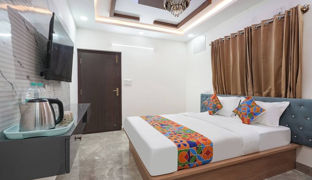 FabHotel Royal Suites I - Bellandur