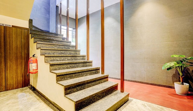 FabHotel Saineel - Nr Juhu