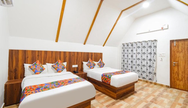 FabHotel Sunshine