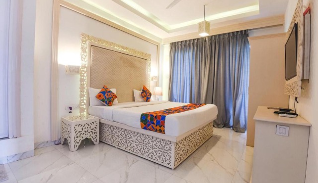 FabHotel Yahweh Beach Inn With Bar, Calangute