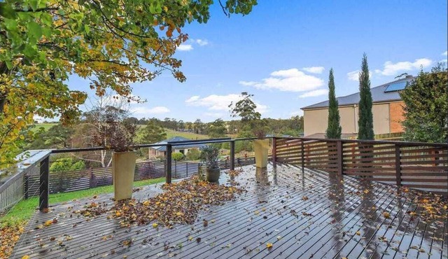Family-Friendly Country Getaway in the Heart of Drouin. in Drouin