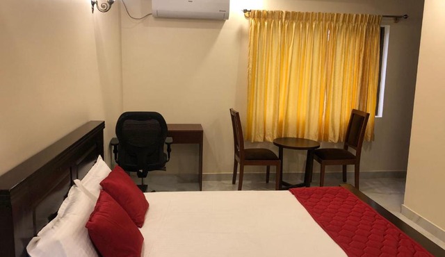 Family Friendly Studio Apartment -3