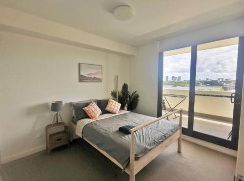 Fantastic Waterview 1 bedroom apt for 4 sleeps in Sydney