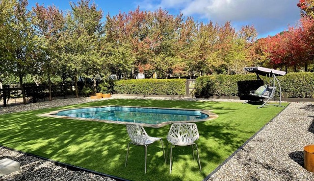 Farm Stay POPLAR Cottage at Wilindi Estate in Tyabb