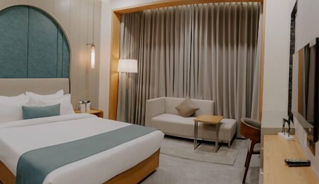 Floating deck resort in Bhuj