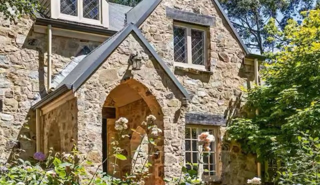 FROGWELL HOLLOW immerse into an idyllic fairytale! in Stirling