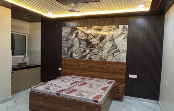 G D HOME STAY Goverdhan in Govardhan